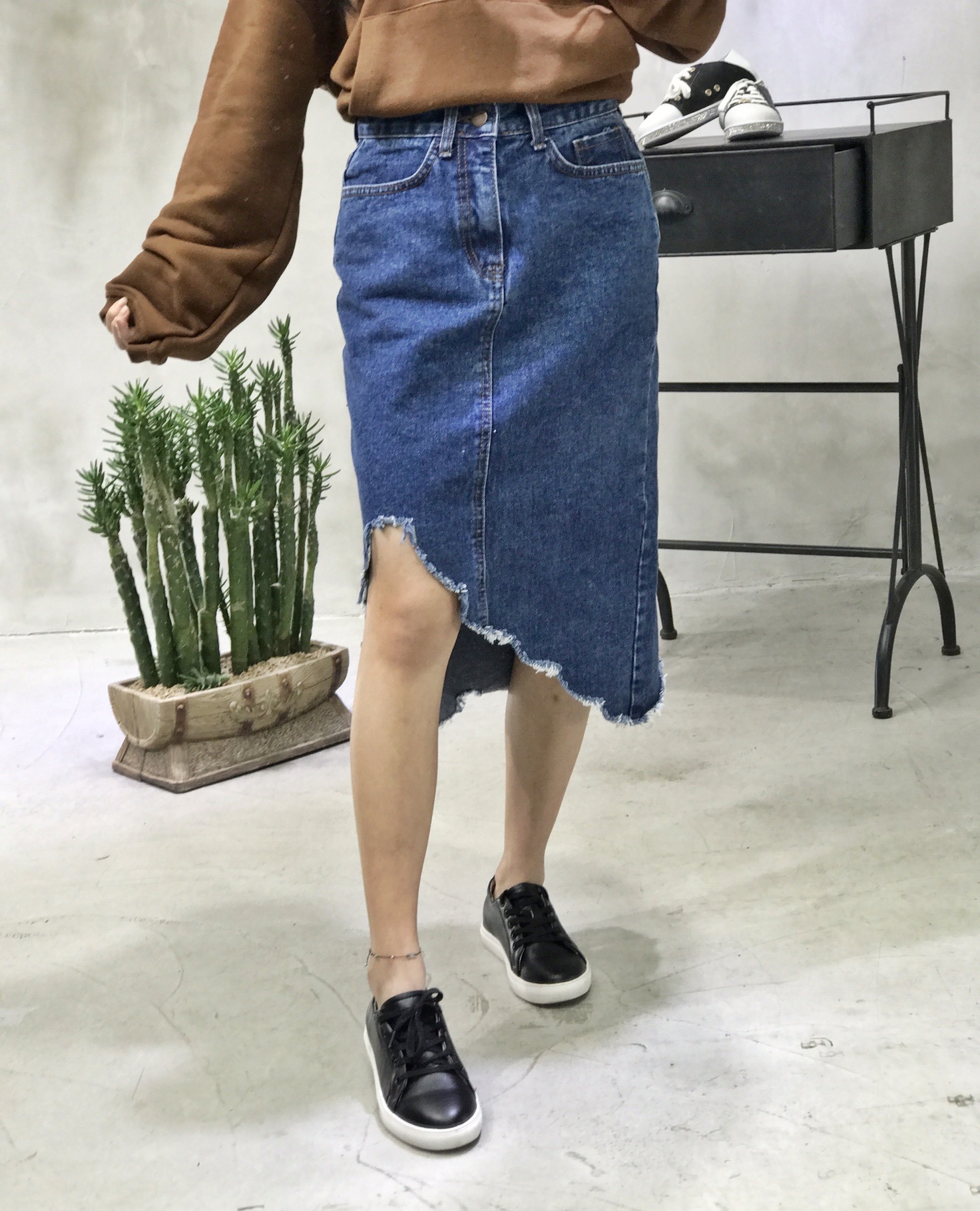 Denim Skirt Untrimmed leggings Denim Long skirt Ch