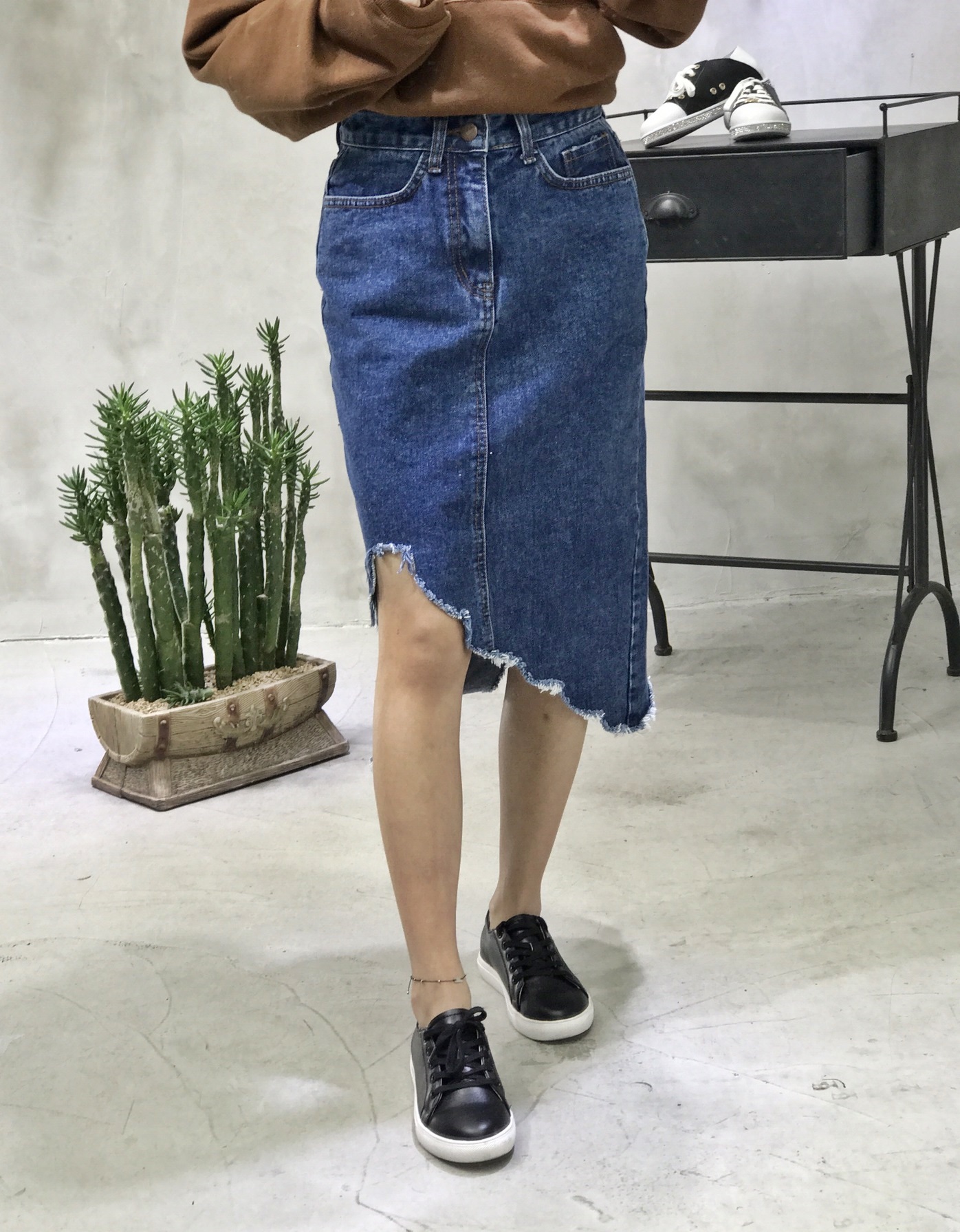 Denim Skirt Untrimmed leggings Denim Long skirt Ch