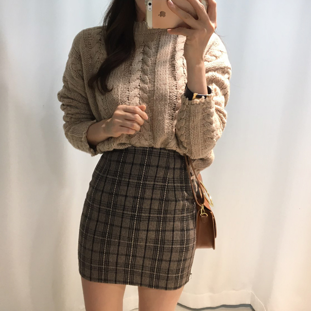 Woolen Check Mini-Skirt Classic Look Wedding Fashi