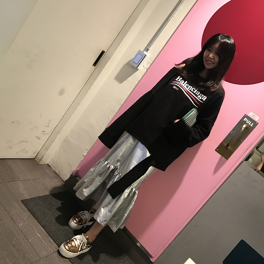 Long sleeve skirt with half-bending 30-piece women