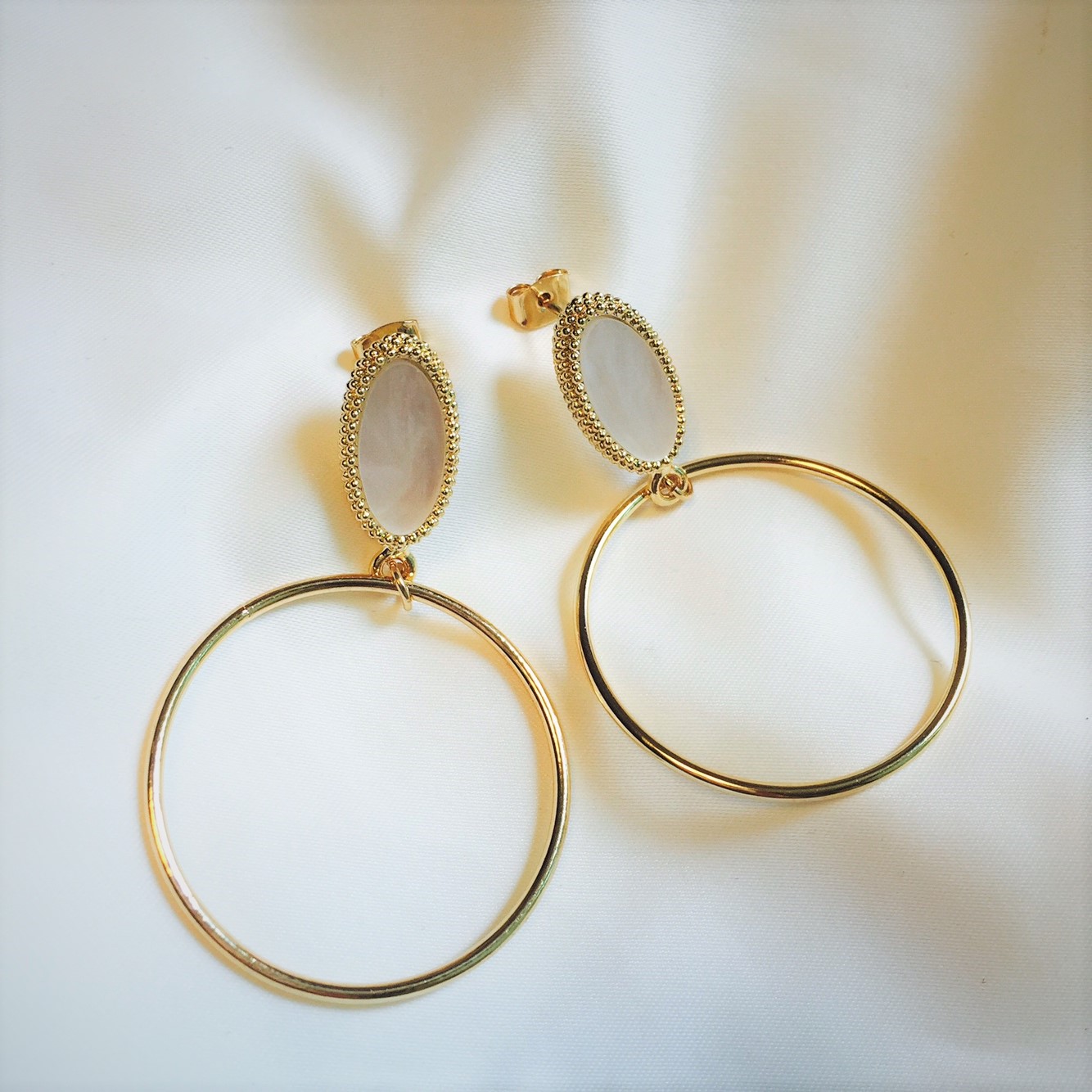 Black &amp White Round Ring Earrings 2color Beauti