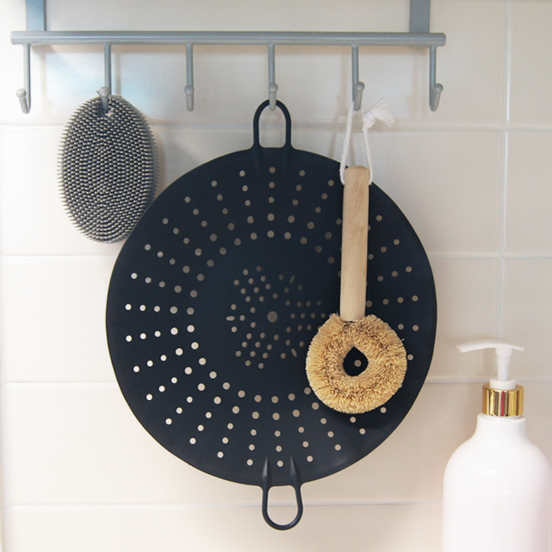 Soft silicone steamer design with a ribbon Ji Mala