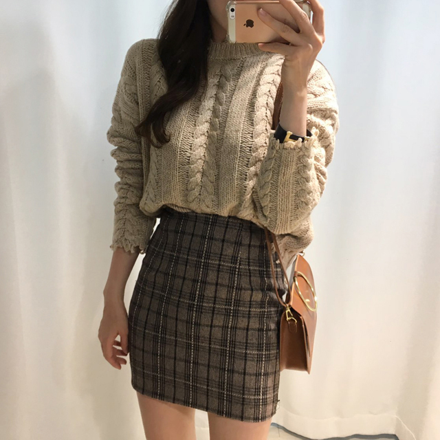 Woolen Check Mini-Skirt Classic Look Wedding Fashi