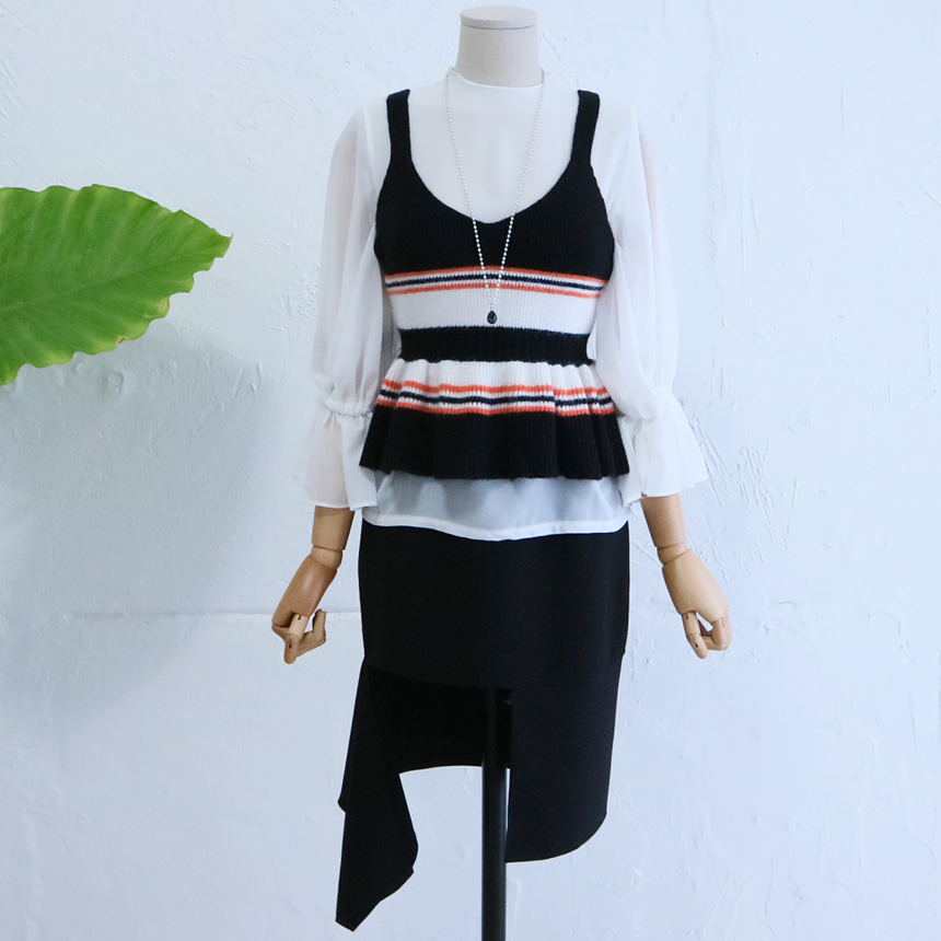 Female Sexy Black Uncut Cutting Mini Skirt Cutting