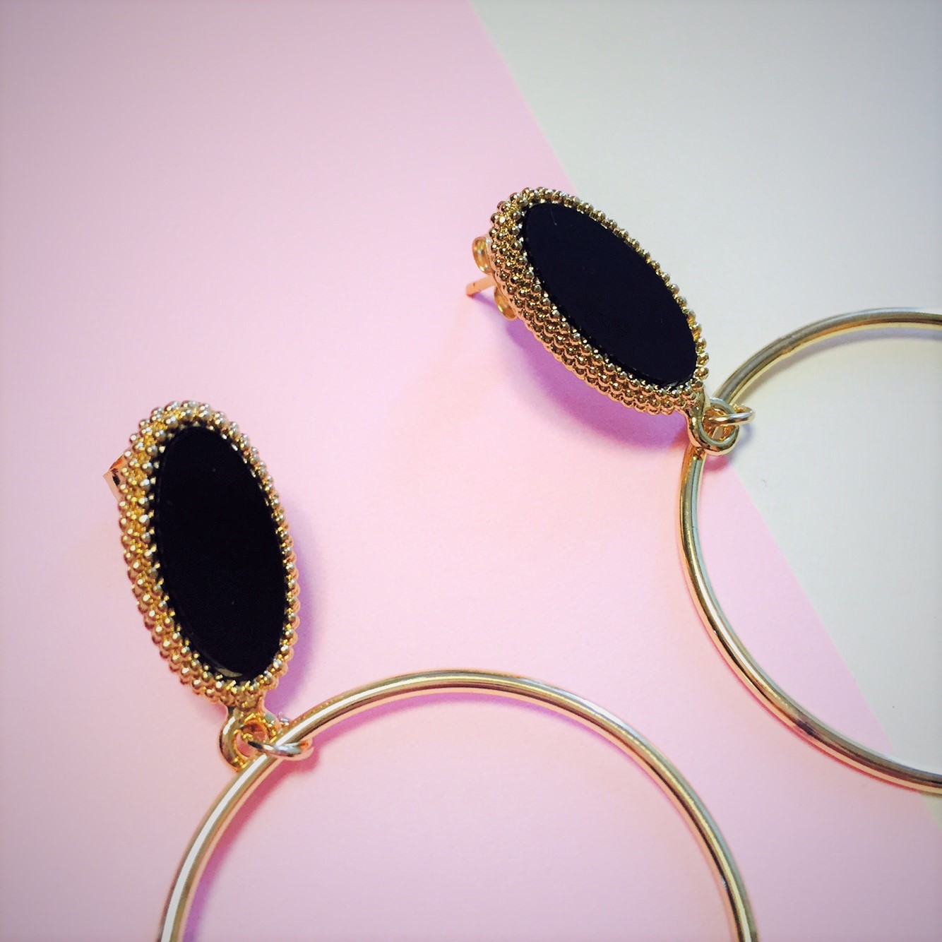 Black &amp White Round Ring Earrings 2color Beauti