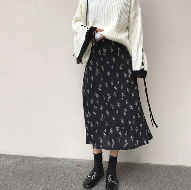 Barniti flower shoe same day long black skirt flow