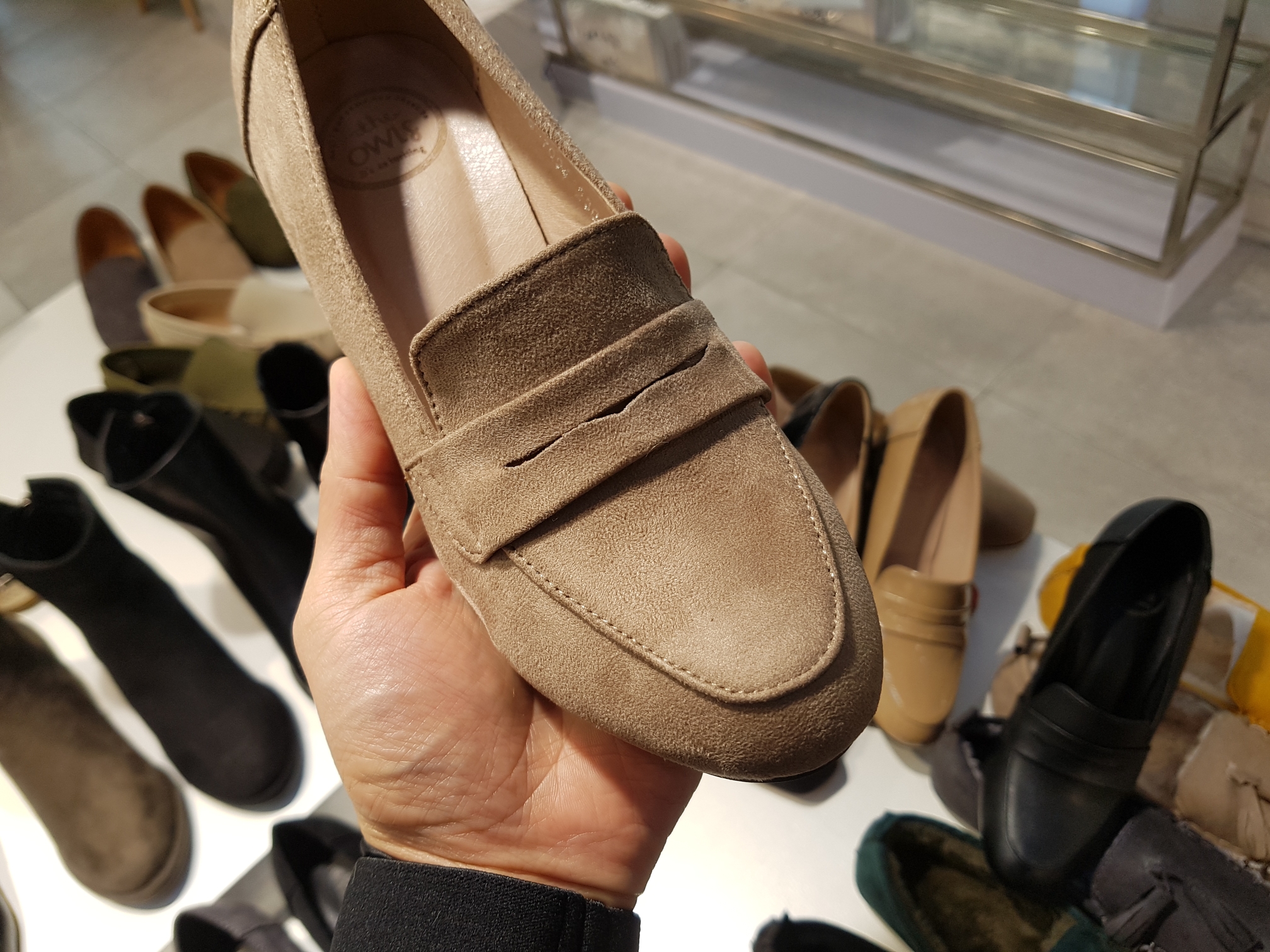 Suede Tongue Looper Pumps 6cm Black Gray Beige Sho