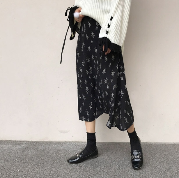 Barniti flower shoe same day long black skirt flow