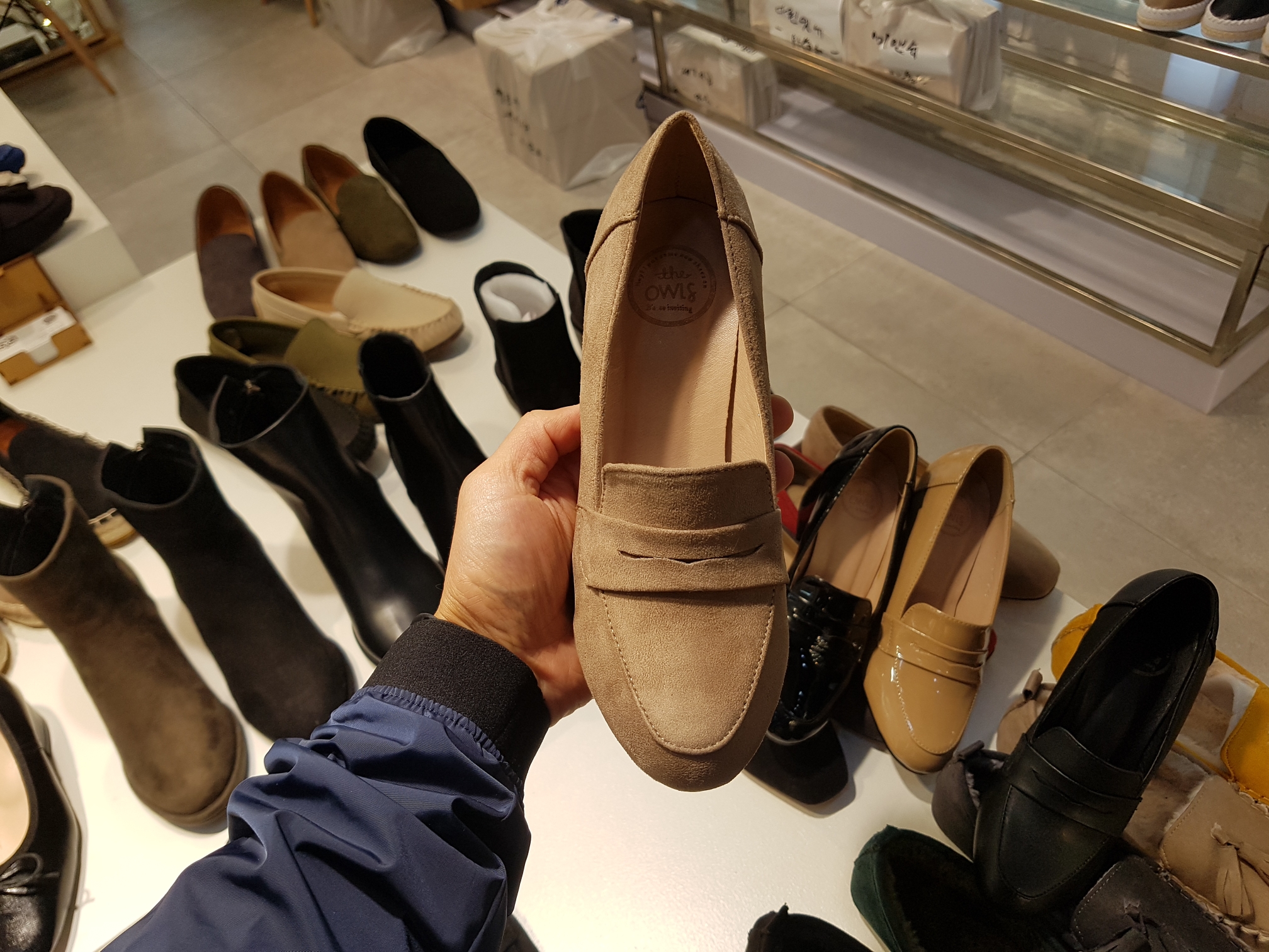 Suede Tongue Looper Pumps 6cm Black Gray Beige Sho