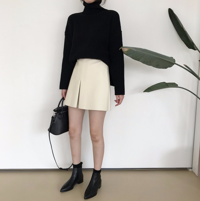 Incision a-line leather miniskirt Autumn leather p