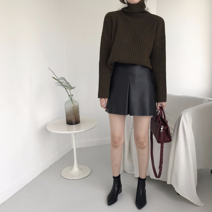 Incision a-line leather miniskirt Autumn leather p