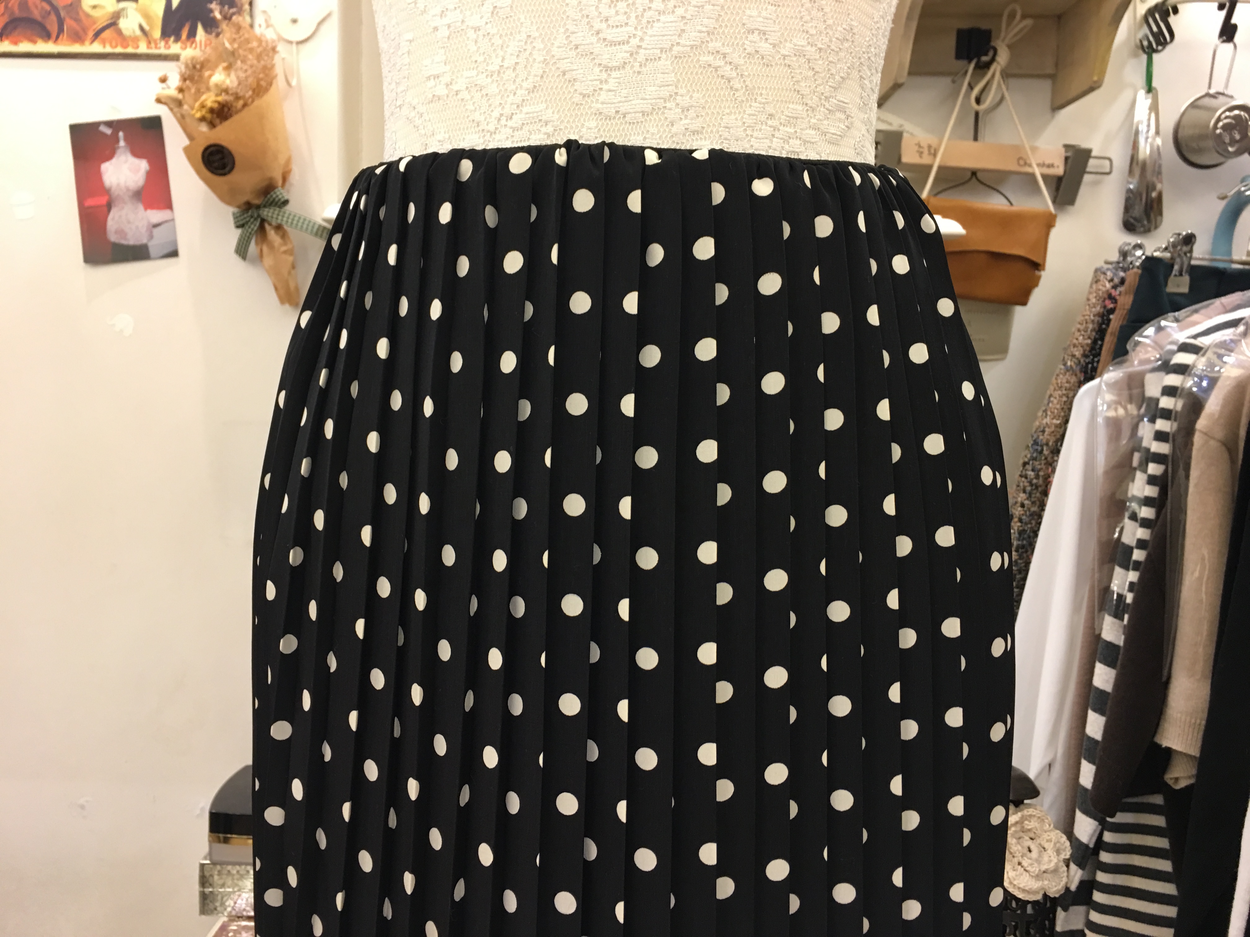 Dot Tong Band Machine Wrinkled Slim Long Skirt