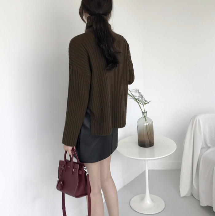 Incision a-line leather miniskirt Autumn leather p