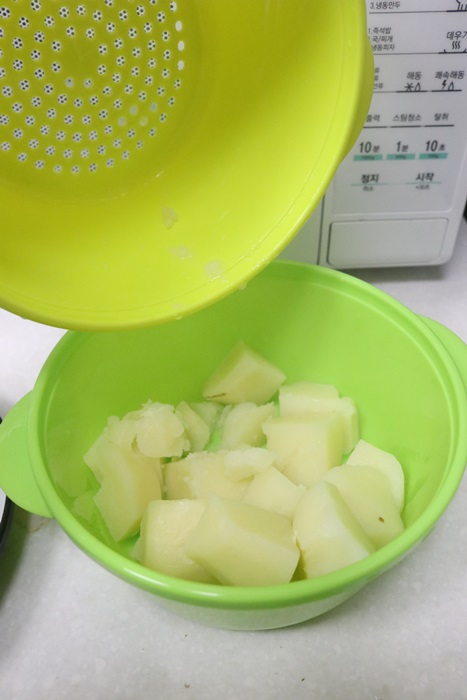 Vegetable Steamer for Microwave, Salad Bowl Mixer 
