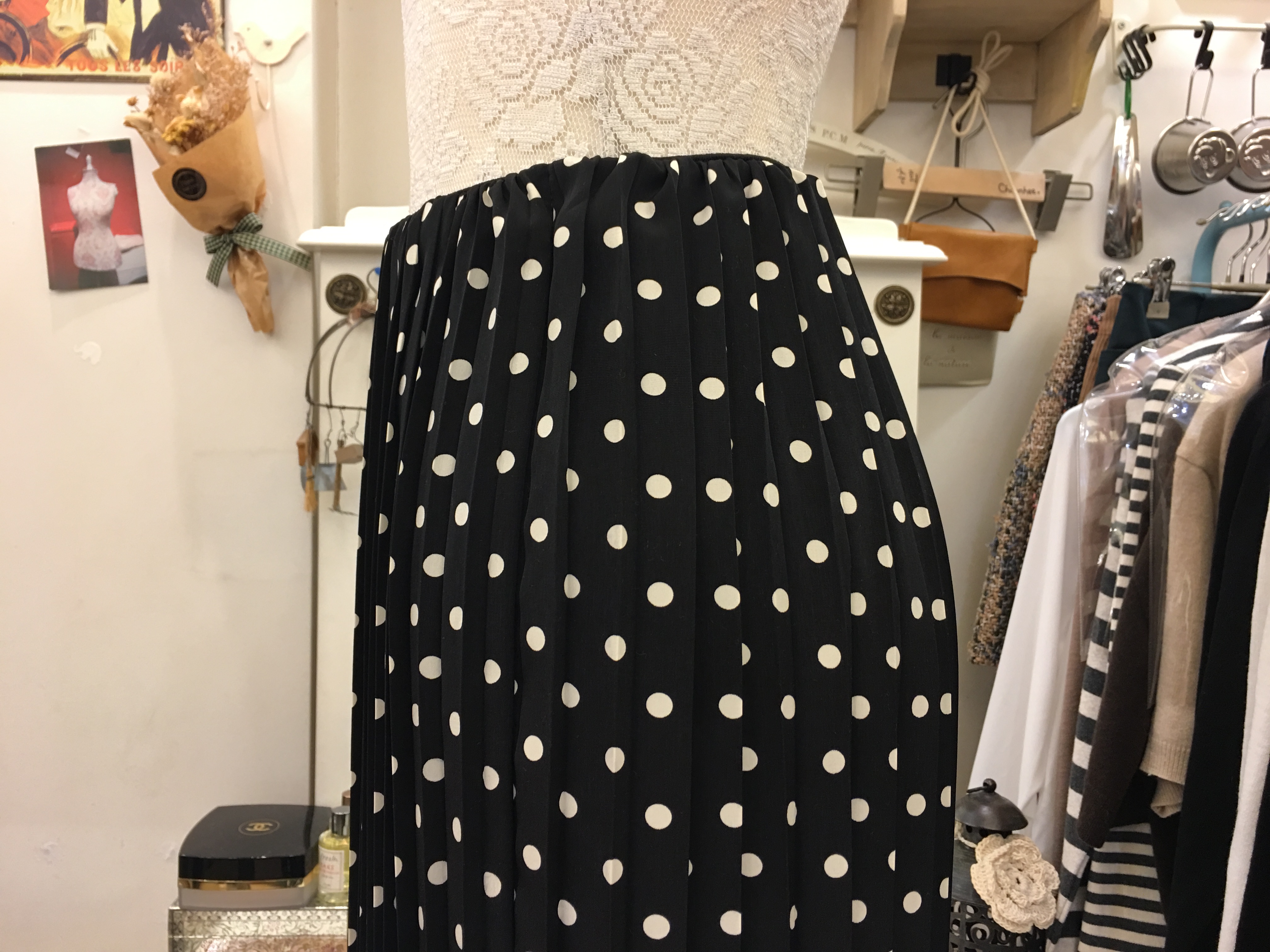 Dot Tong Band Machine Wrinkled Slim Long Skirt