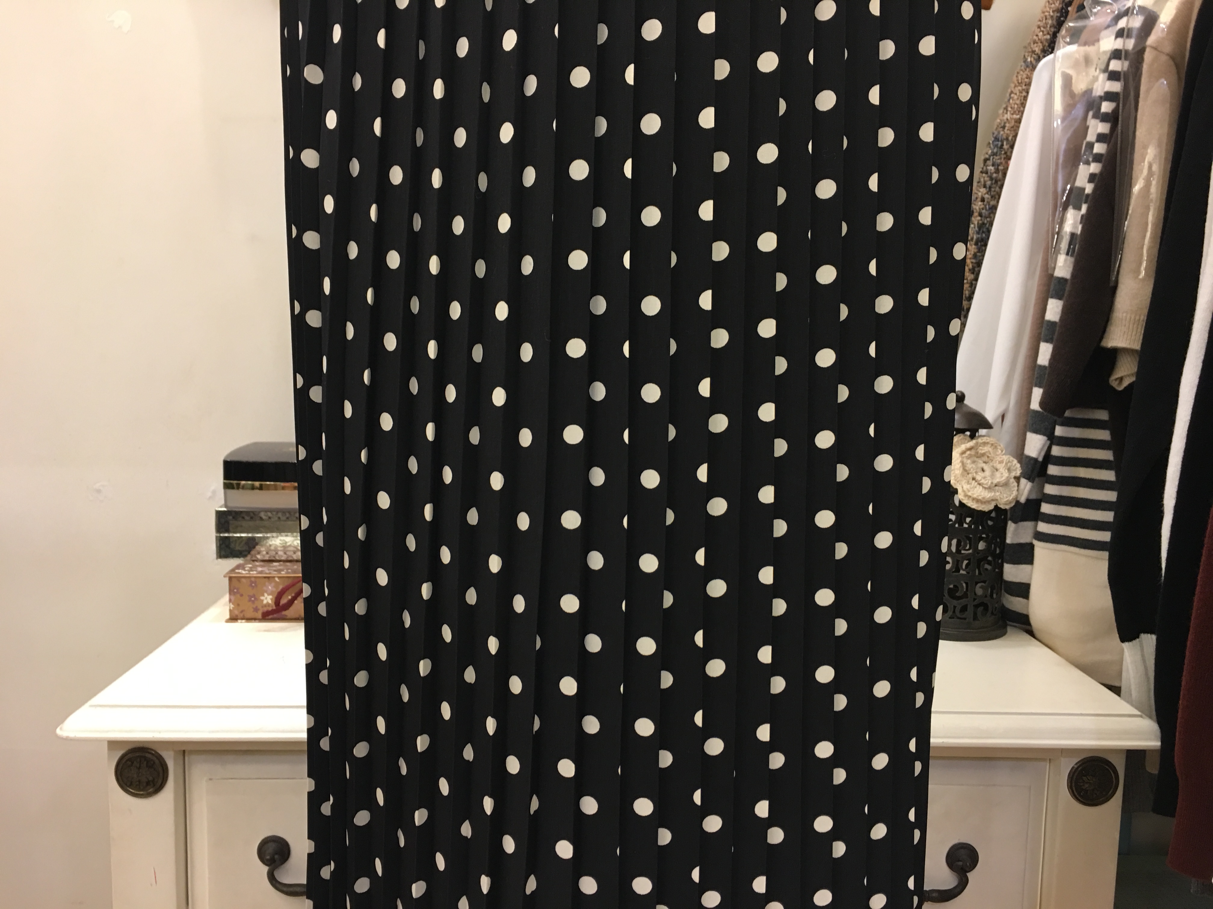 Dot Tong Band Machine Wrinkled Slim Long Skirt
