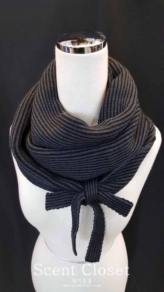 Stripe triangular muffler Ribbon strap Double-side