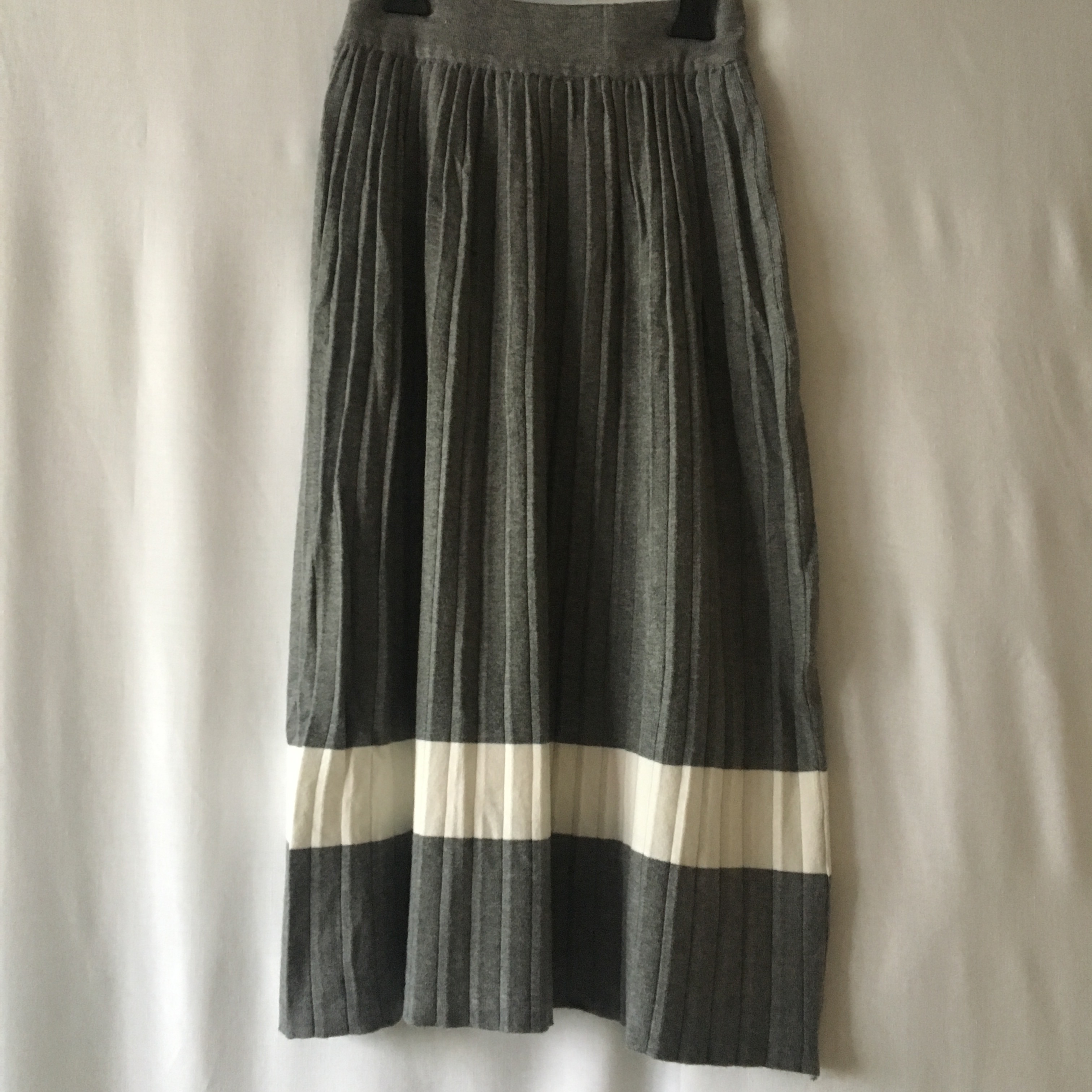 One-line Pleats Knit Long Skirt Women Fall Winter 