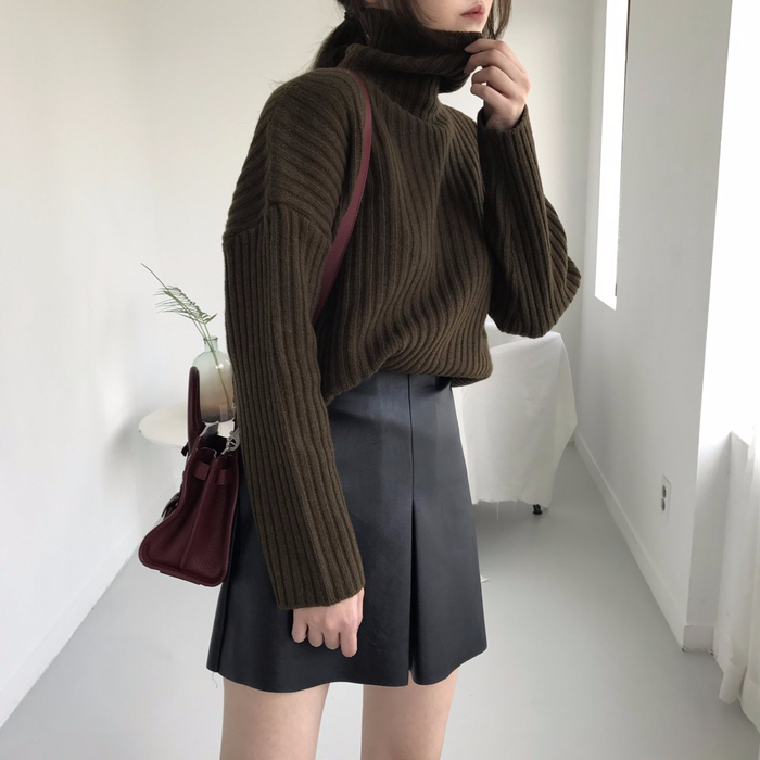 Incision a-line leather miniskirt Autumn leather p