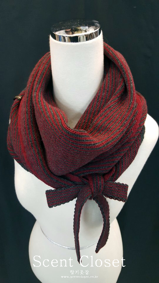 Stripe triangular muffler Ribbon strap Double-side