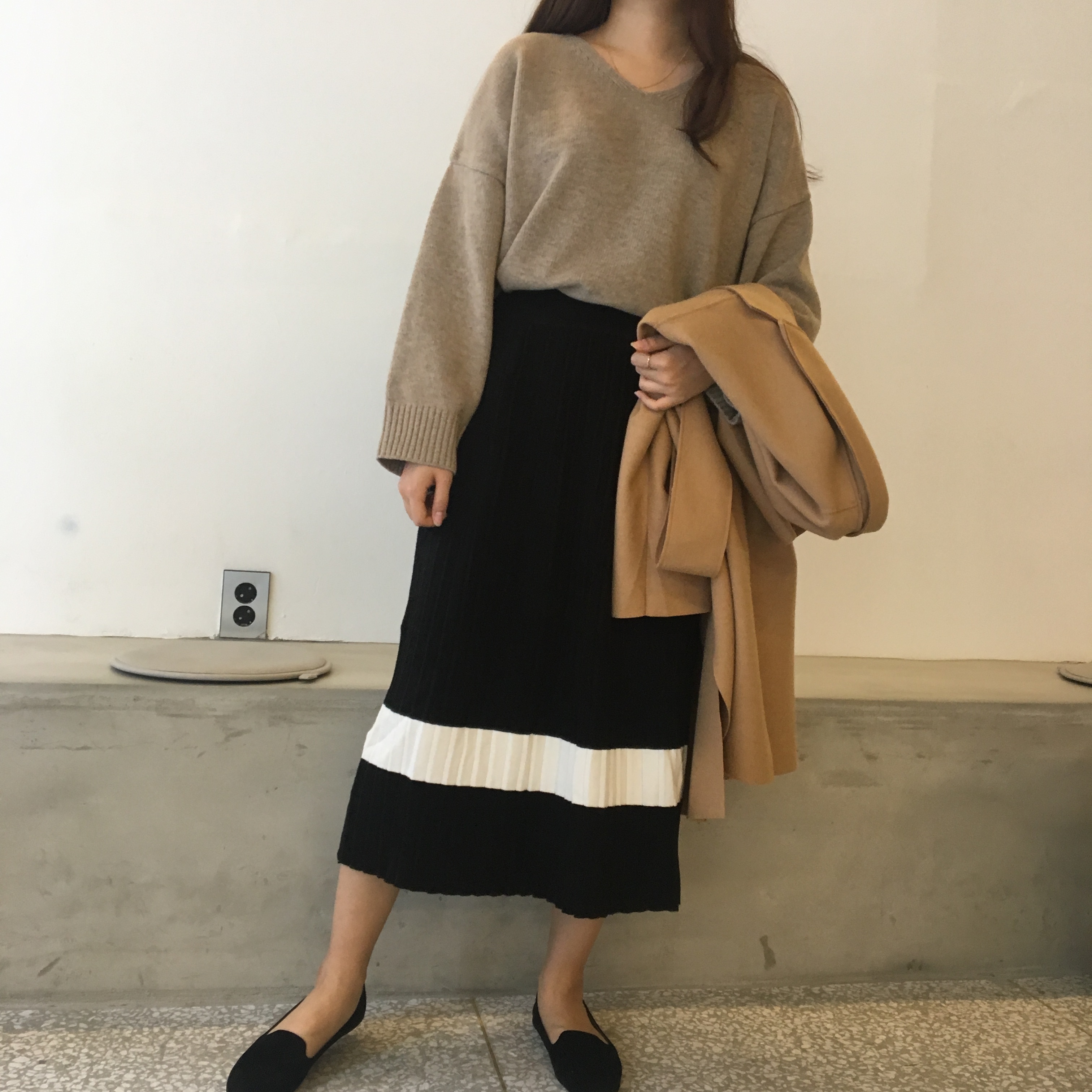 One-line Pleats Knit Long Skirt Women Fall Winter 