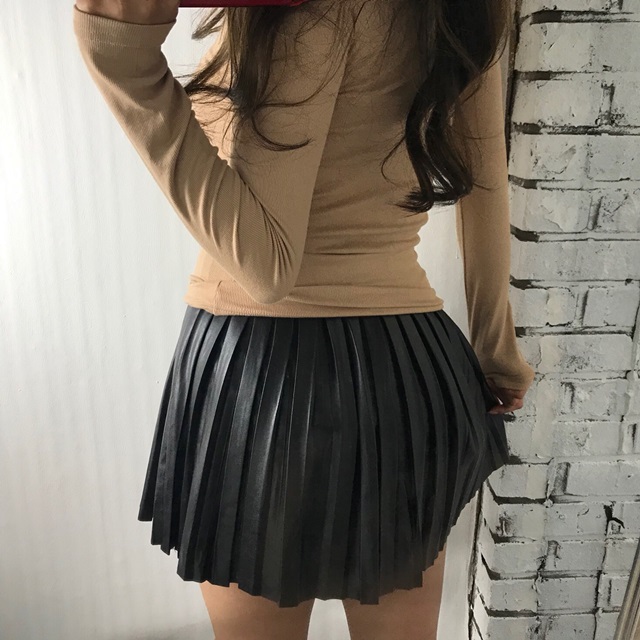 Leather leather pleated mini skirt 2color Ittem wo