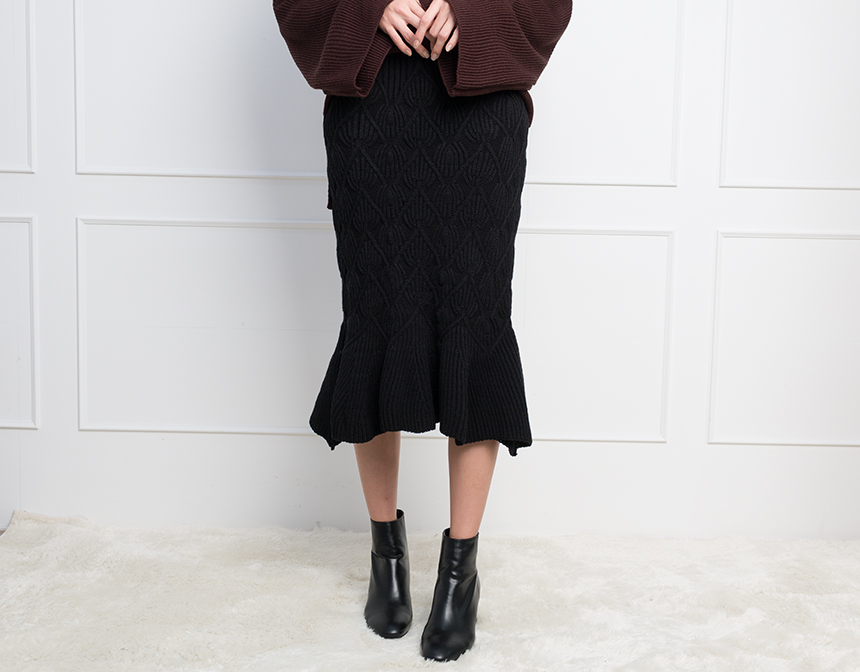 Needle Nose Pretzel Mermaid Frill Knit Long Skirt 