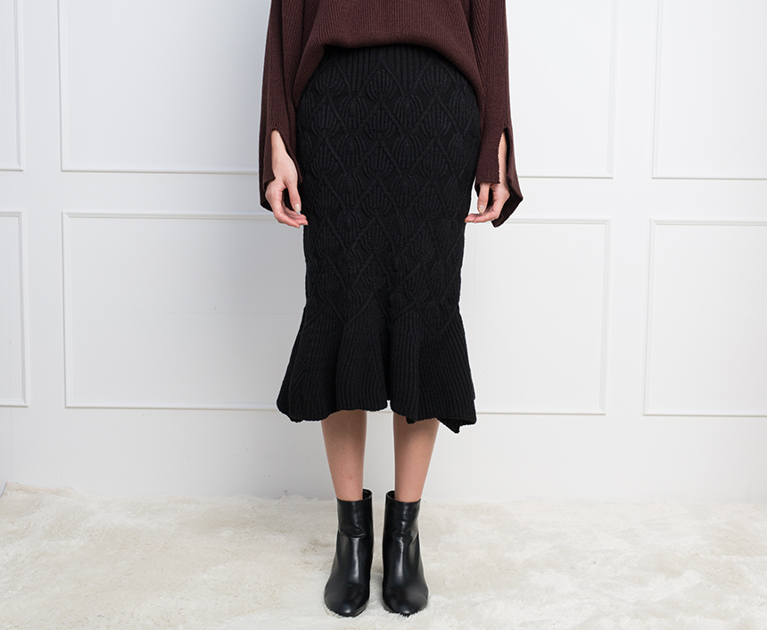 Needle Nose Pretzel Mermaid Frill Knit Long Skirt 