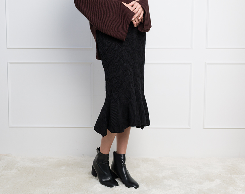 Needle Nose Pretzel Mermaid Frill Knit Long Skirt 