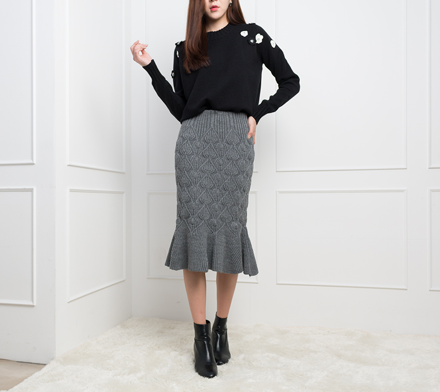 Needle Nose Pretzel Mermaid Frill Knit Long Skirt 