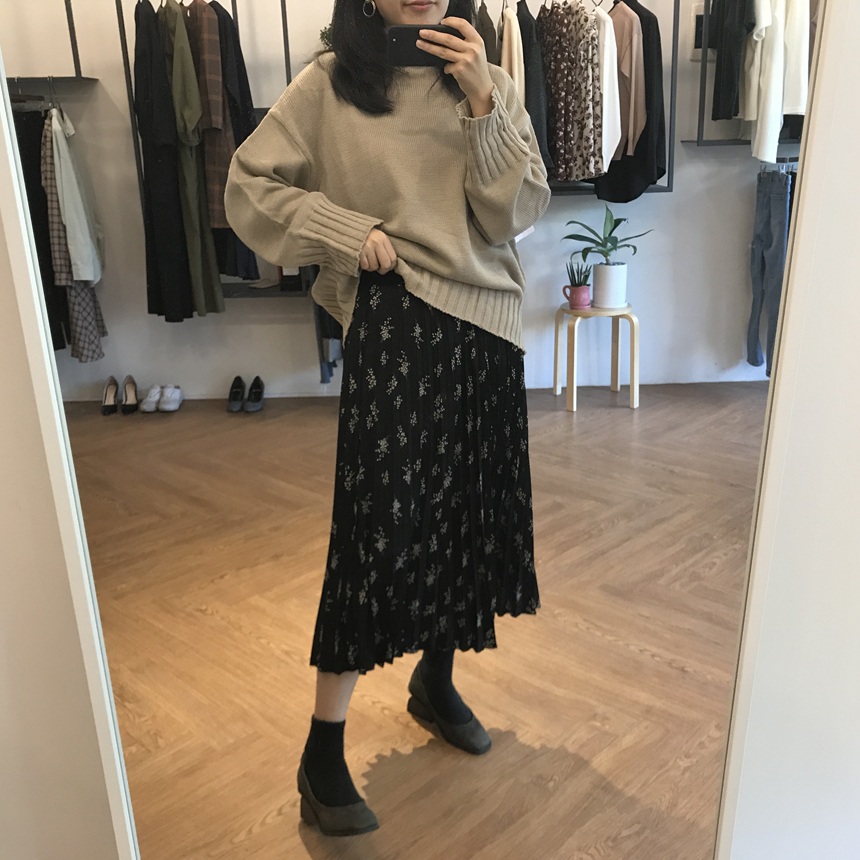 Pleated Flower Banding Long Skirt Long-Haired Fash