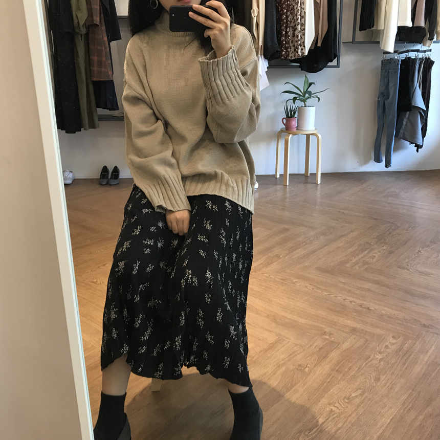 Pleated Flower Banding Long Skirt Long-Haired Fash