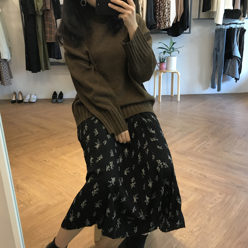 Pleated Flower Banding Long Skirt Long-Haired Fash