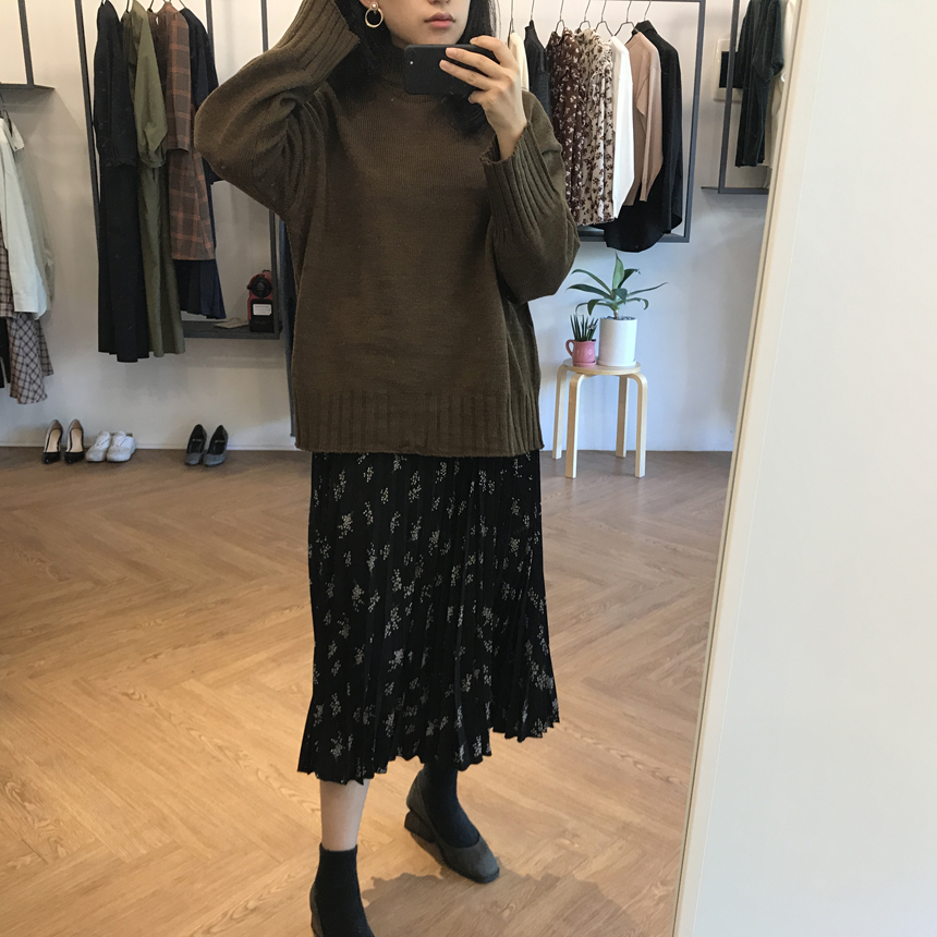 Pleated Flower Banding Long Skirt Long-Haired Fash