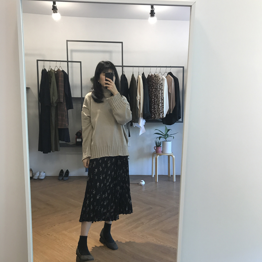 Pleated Flower Banding Long Skirt Long-Haired Fash