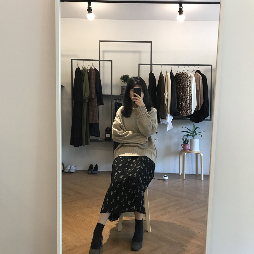 Pleated Flower Banding Long Skirt Long-Haired Fash