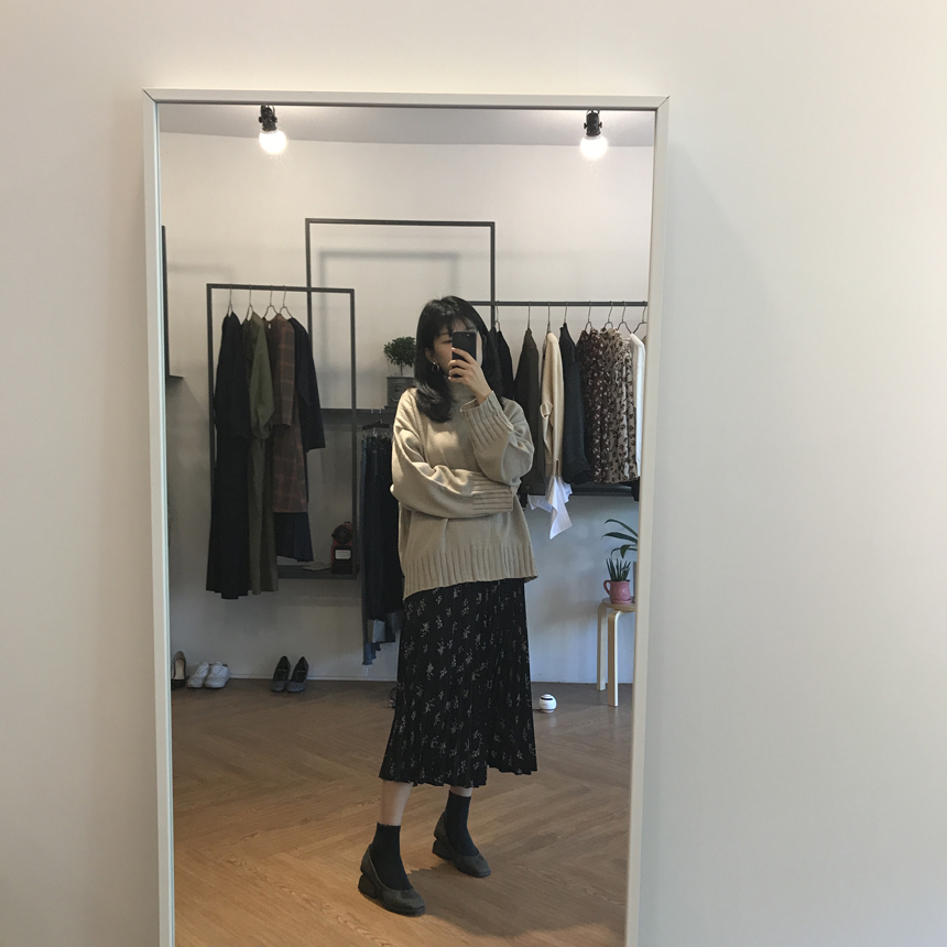 Pleated Flower Banding Long Skirt Long-Haired Fash