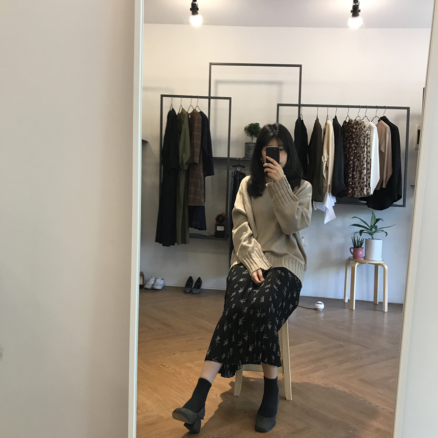 Pleated Flower Banding Long Skirt Long-Haired Fash