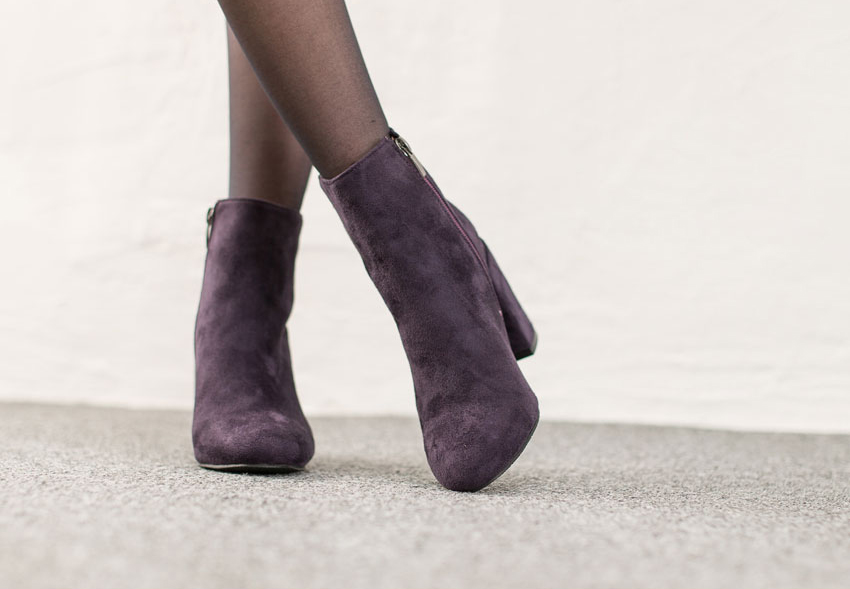 Women Suede Ankle Boots Heeled high-necked angles 