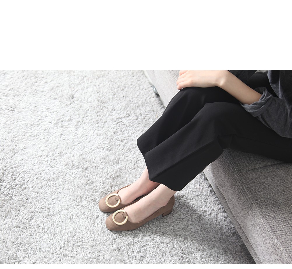 Metal Decorative Suede Pumps 4.5cm Middle Heel Rin