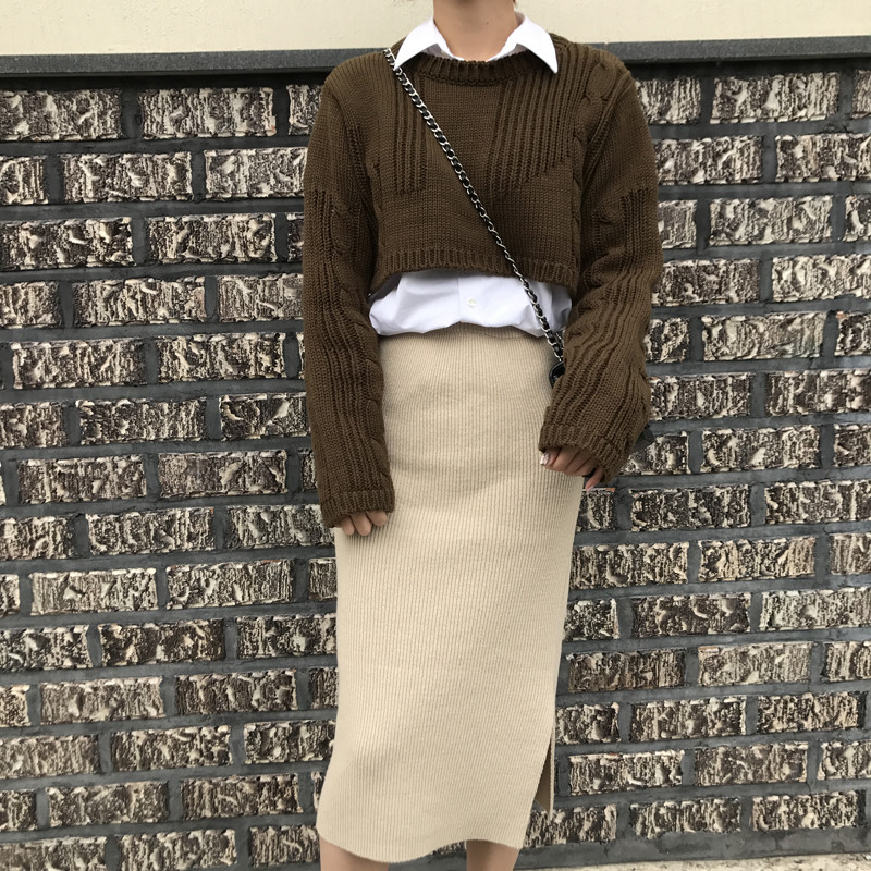 Long knit skirt with skirt