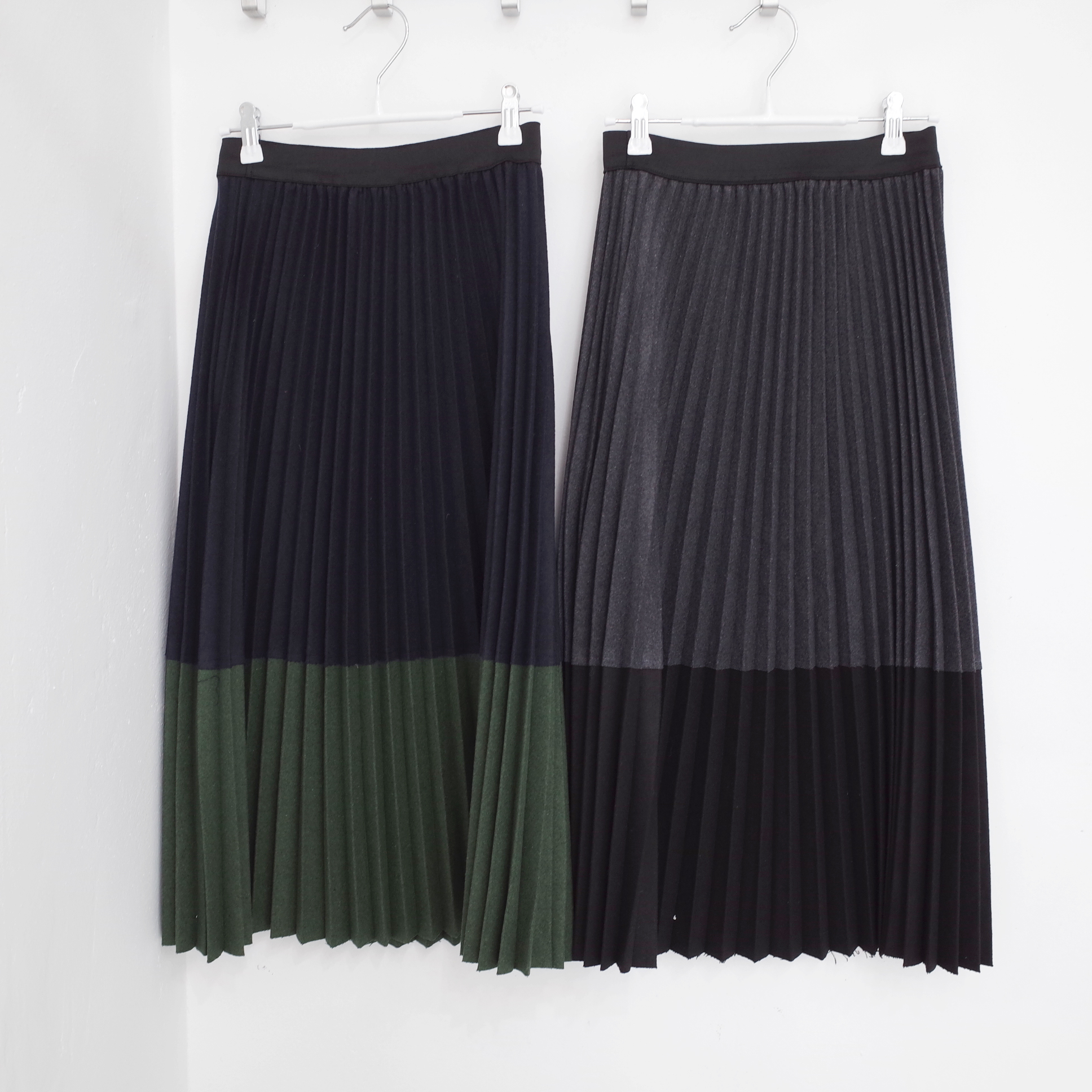 Wool color long pleated pleated skirt woman coordi