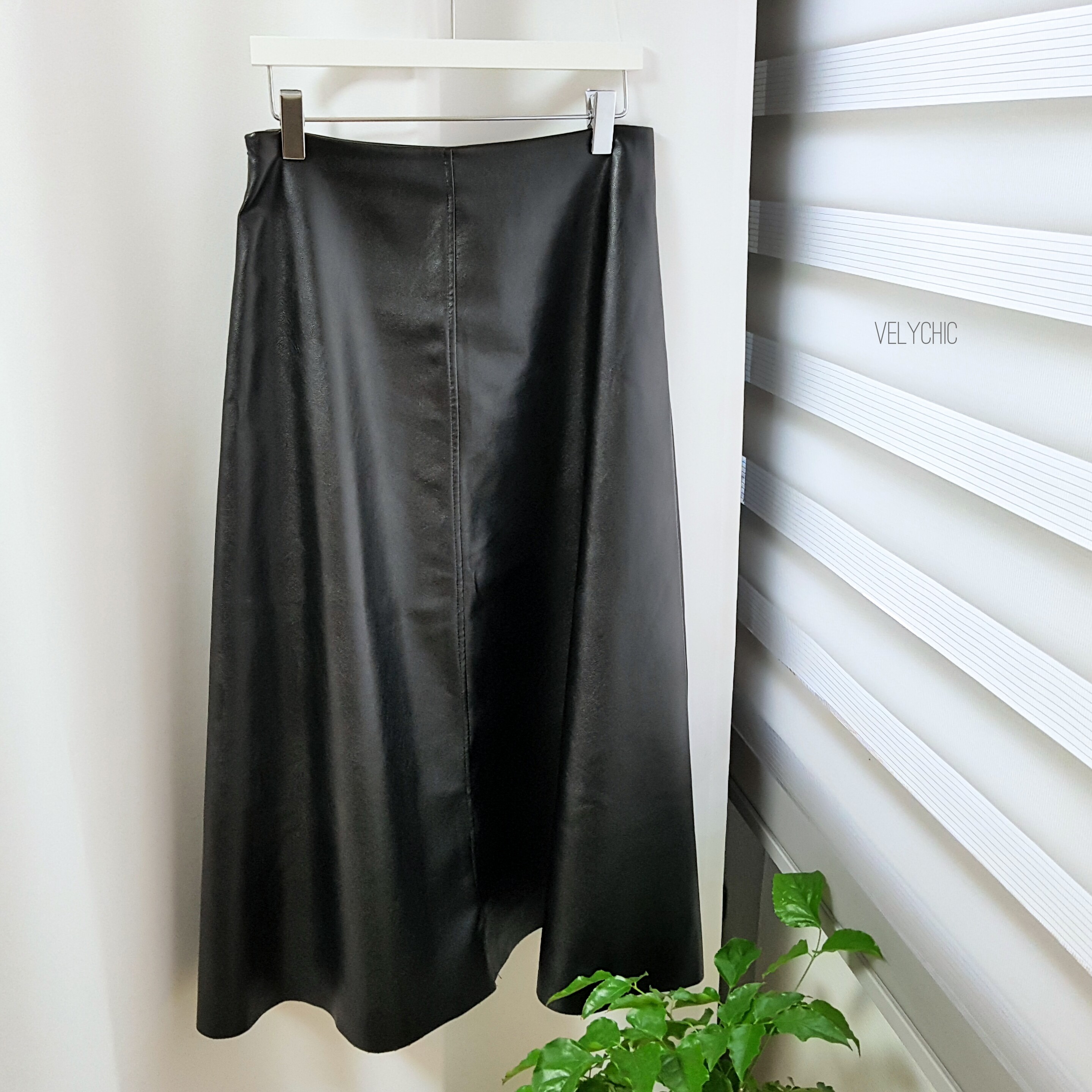 Long skirt leather A-line mom black Women's win