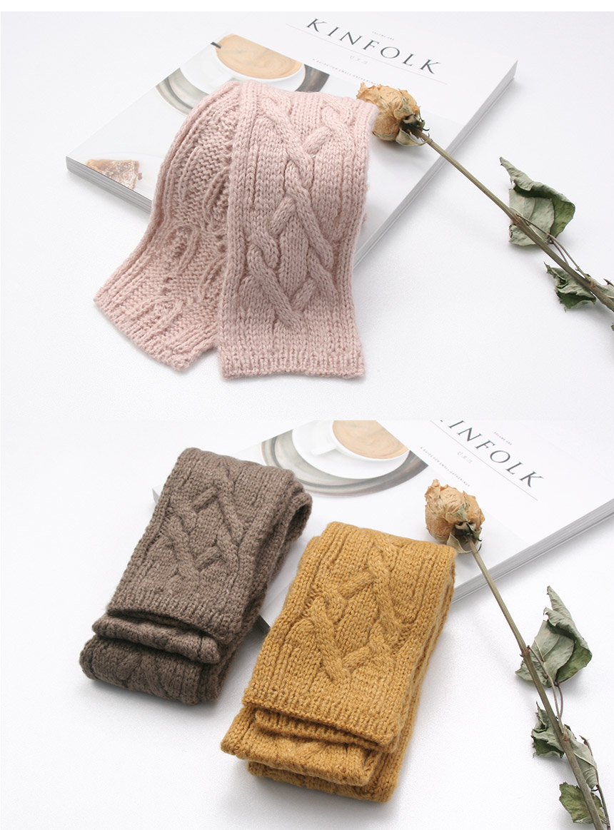 Short small petit muffler men shawl woman couple f