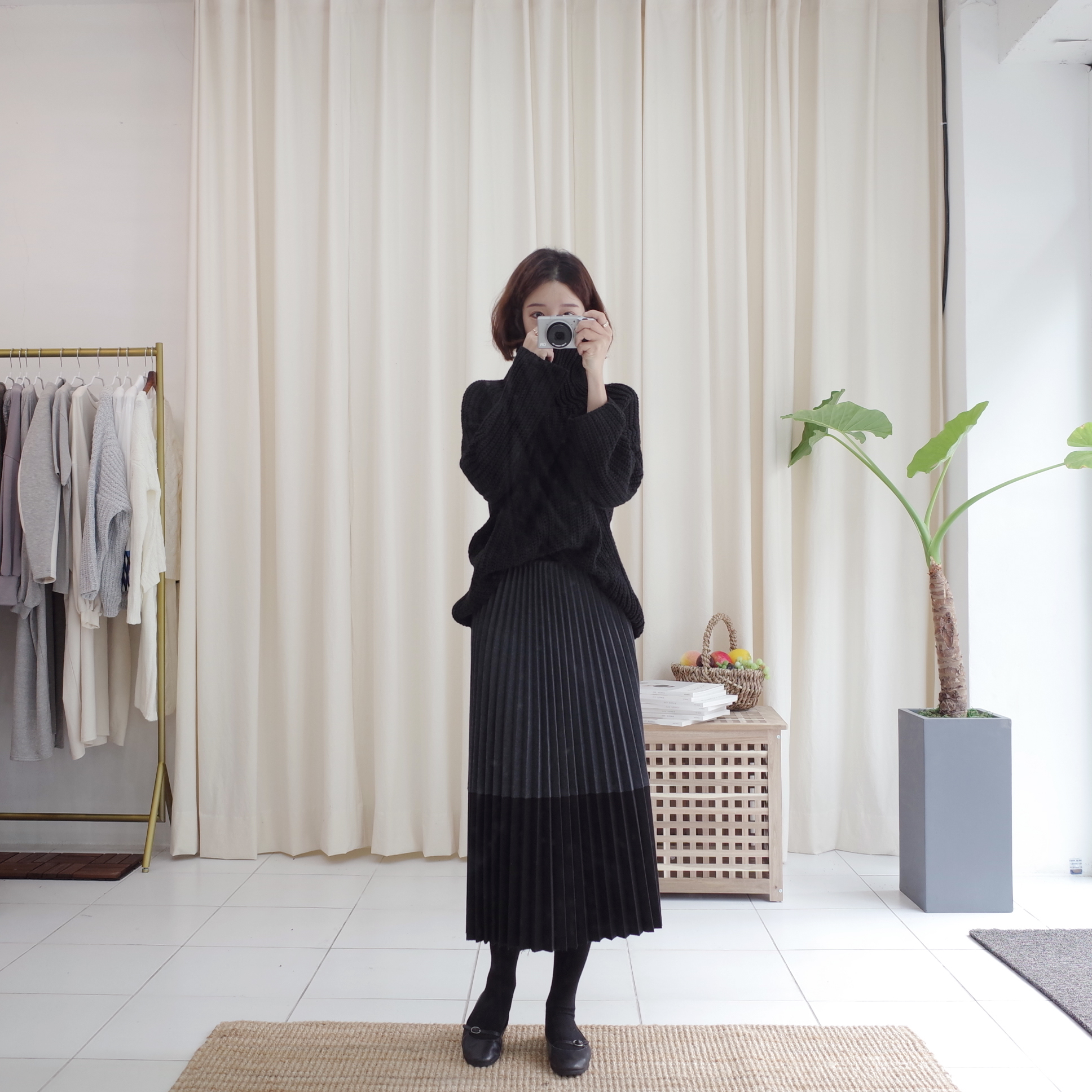 Wool color long pleated pleated skirt woman coordi