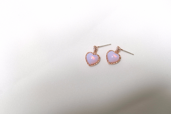 Heart pearl drop earrings Cute cute cute little ch