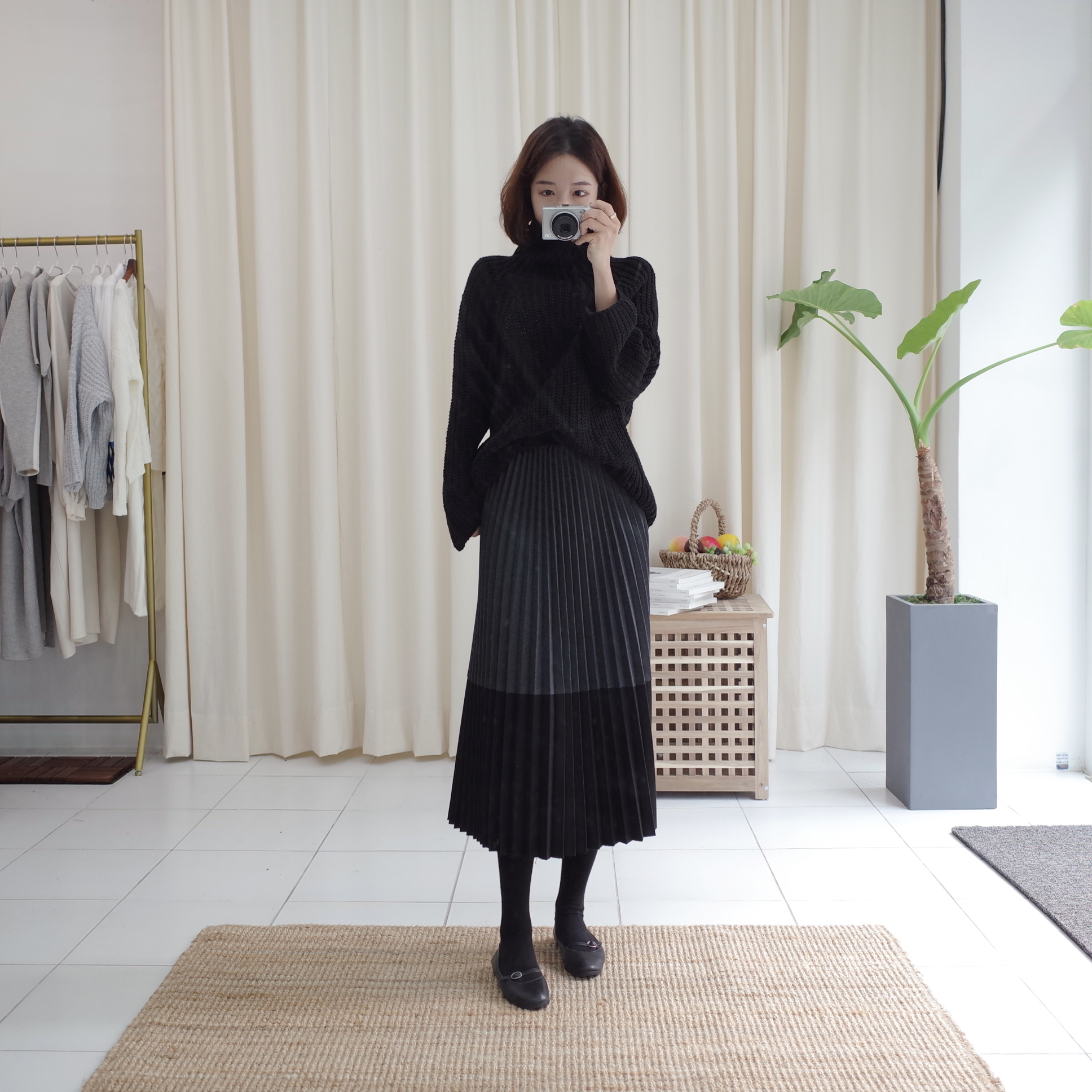 Wool color long pleated pleated skirt woman coordi