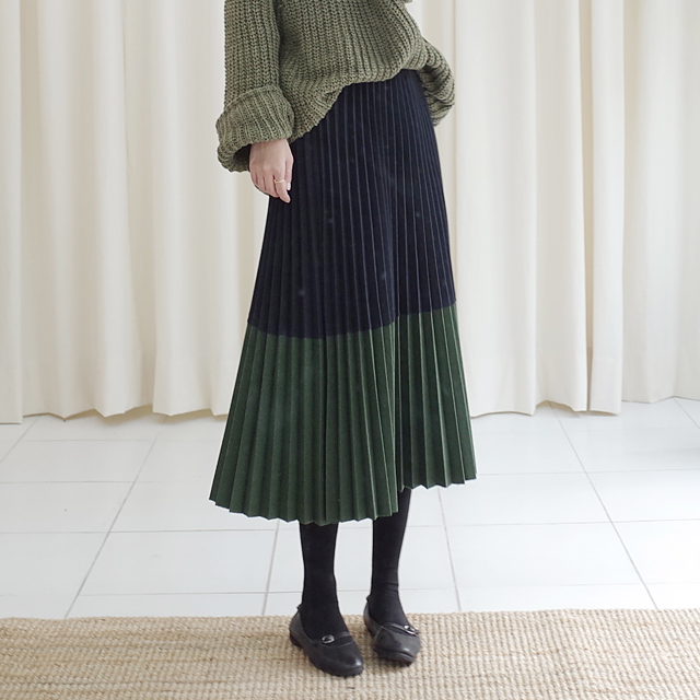 Wool color long pleated pleated skirt woman coordi