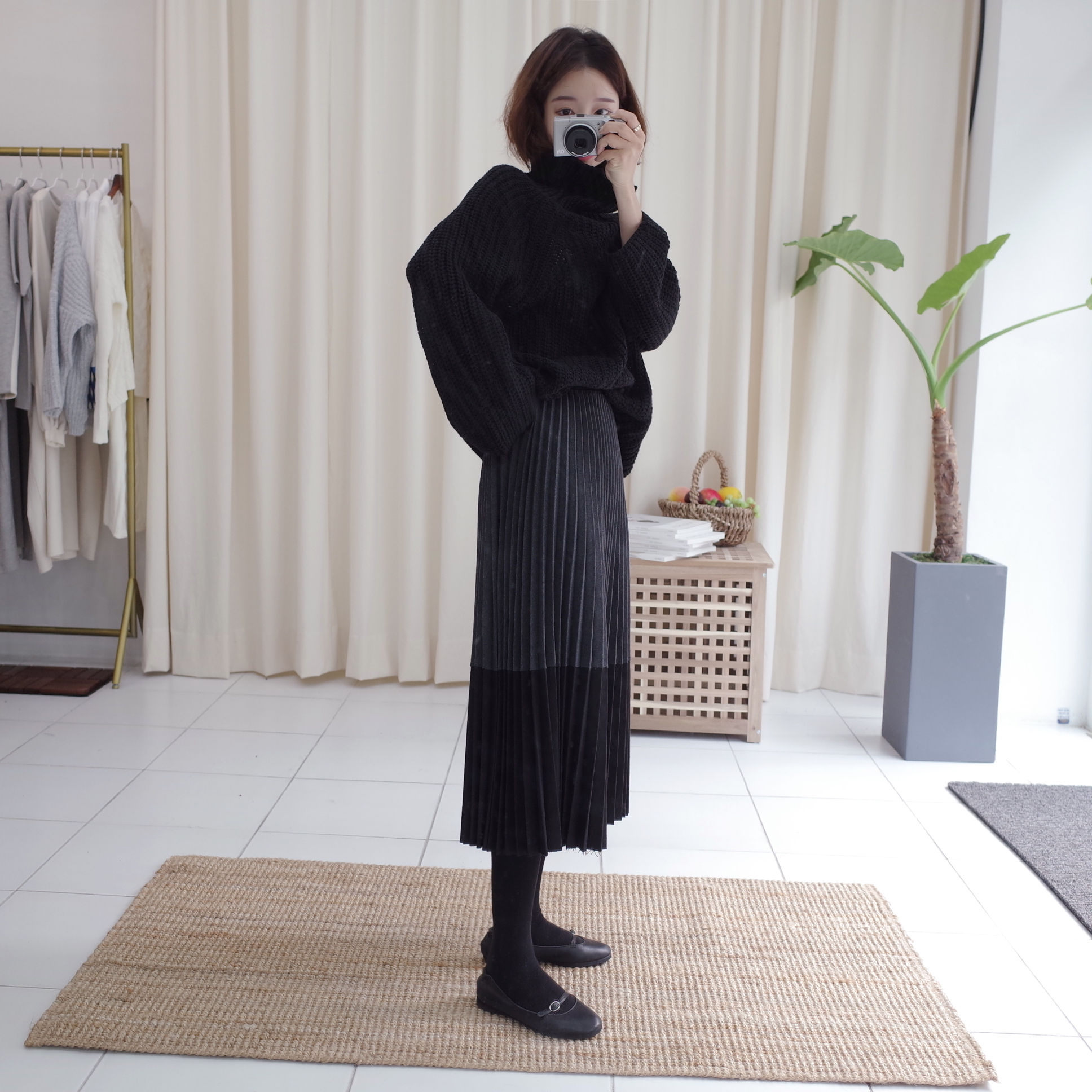Wool color long pleated pleated skirt woman coordi