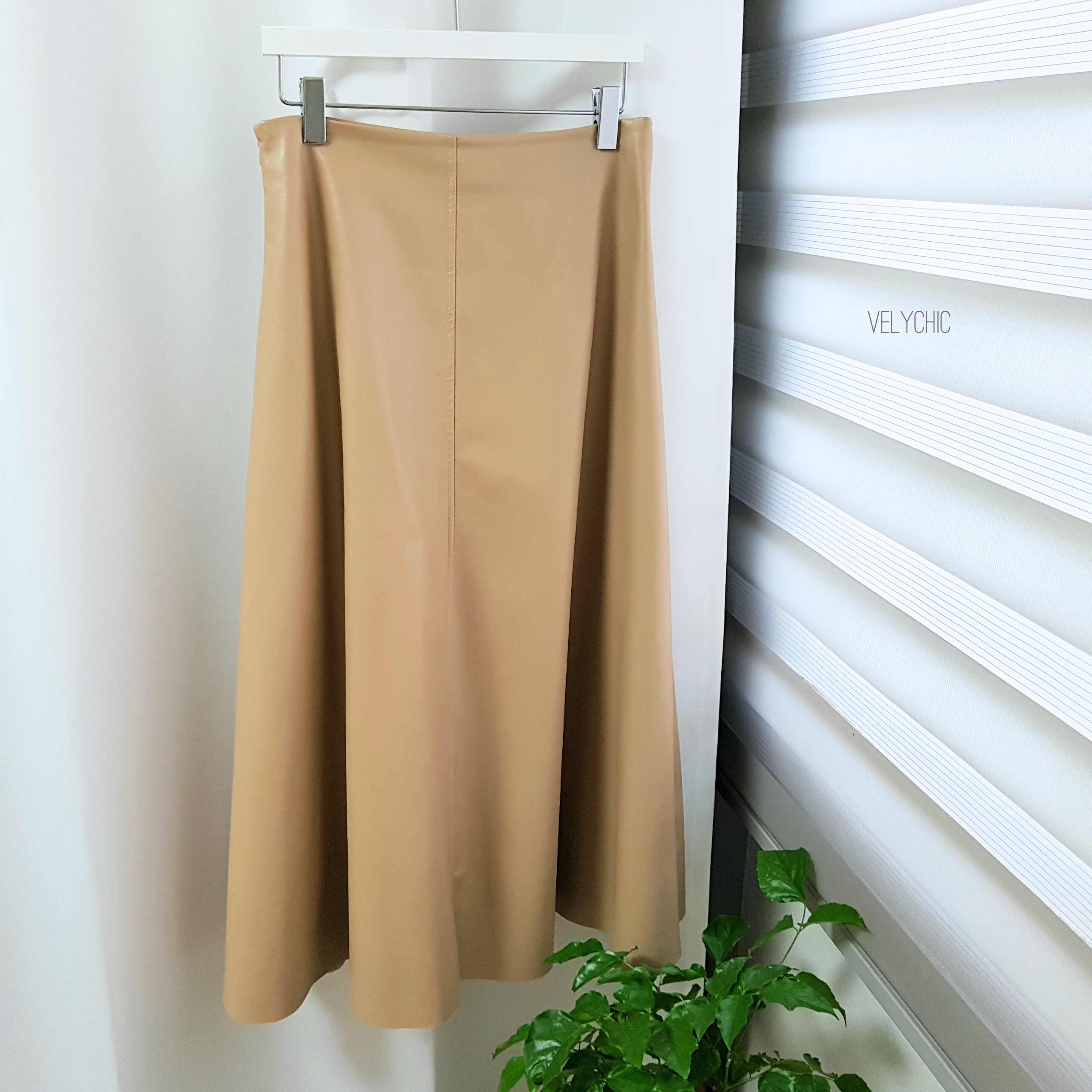 Long skirt leather A-line mom black Women's win